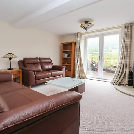 Cliffe House 度假居 哈罗盖特